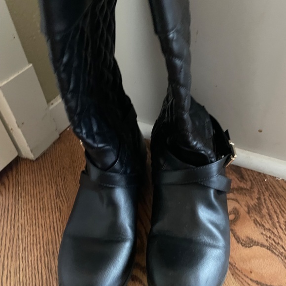 Girls Michael Kora Katy’s Black Quilted Riding Boots - Picture 4 of 7